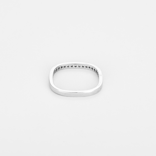 49 Dinh Van - Demie Alliance carrée en or blanc et diamants 58 Facettes DV31794-1