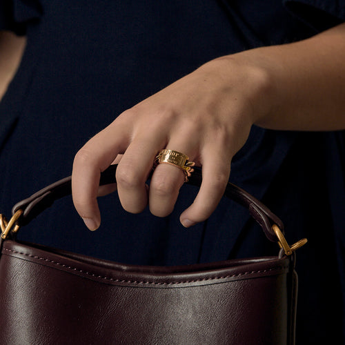 Anel em ouro amarelo 18k