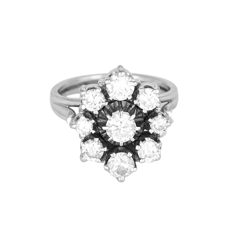 Daisy white gold and diamond ring: approximately 1 carat