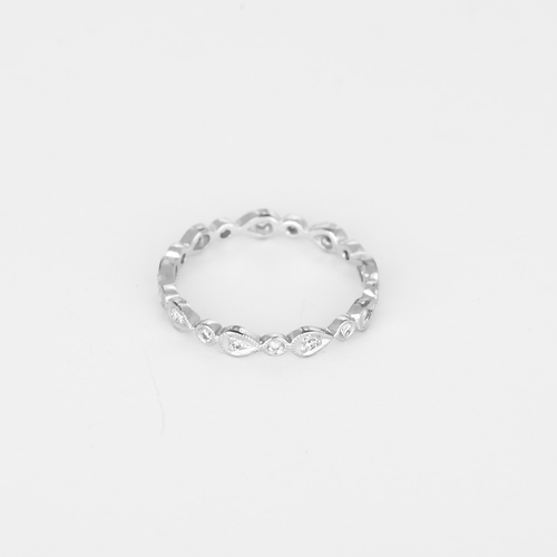 Trouwring in witgoud en diamanten