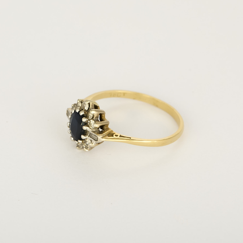 Ring Daisy in yellow gold, white gold, sapphire and diamonds