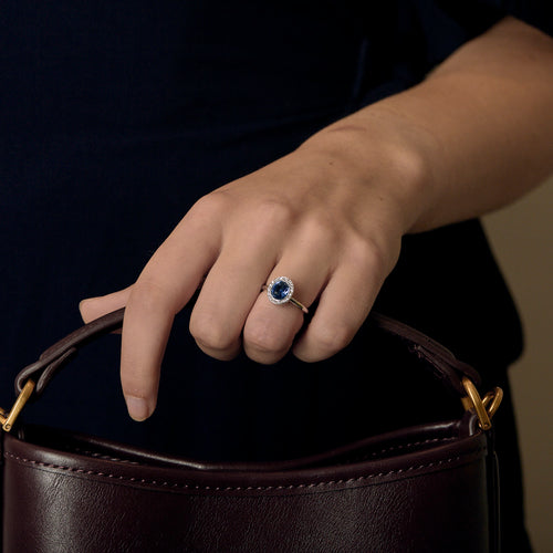 Bague en Or blanc 18k Saphir
