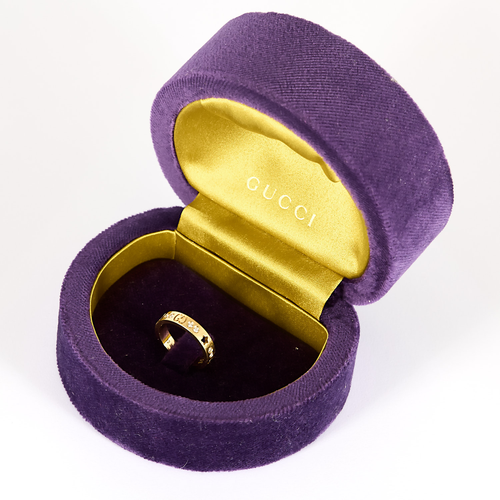 Gucci Ring Icon in 18k Yellow Gold Diamond