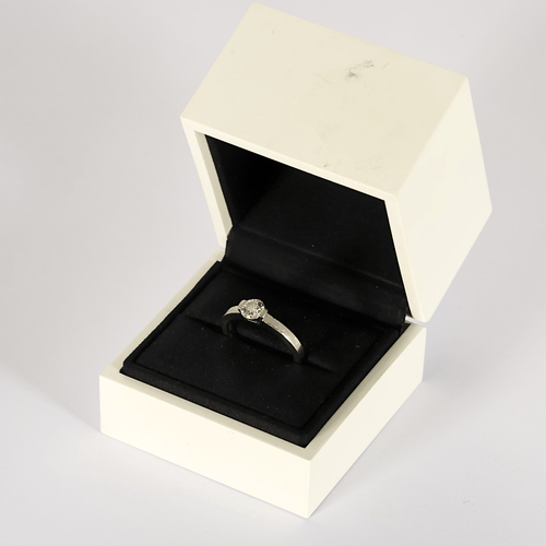 DE BEERS - Anello in platino e diamante