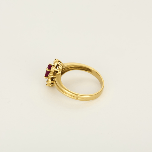 Ring Daisy in yellow gold, ruby: 0.50 carat and diamonds: 0.10 carat