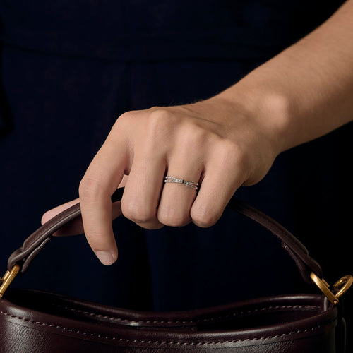 Mauboussin - Na křižovatce cest - Jemný prsten Solitér z bílého zlata a diamantů