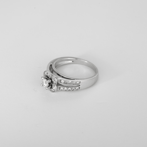 Mauboussin - Chance of love no. 2 - White gold and diamond ring: 0.36 carat