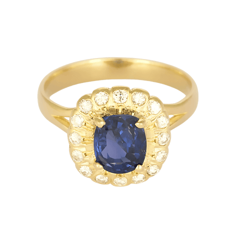Anel em ouro amarelo 18k Safira