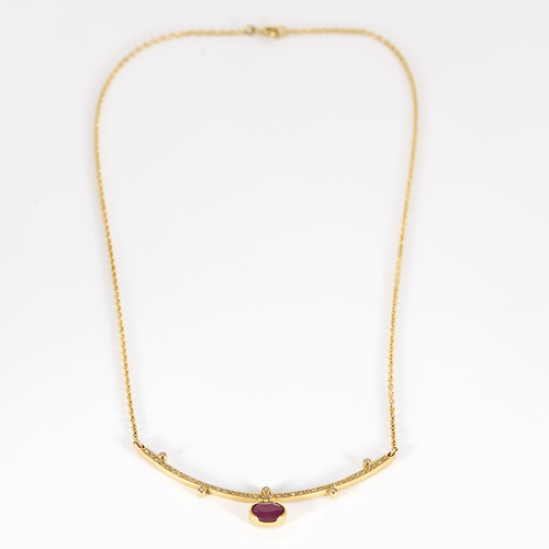 Halskette aus Gelbgold, Rubin: 1 Karat, Diamanten: 0,90 Karat