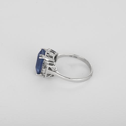53 Bague en or blanc, diamants : 0,20 carat, saphir : 3,71 carats, Ceylan non chauffé 58 Facettes DV32631-1
