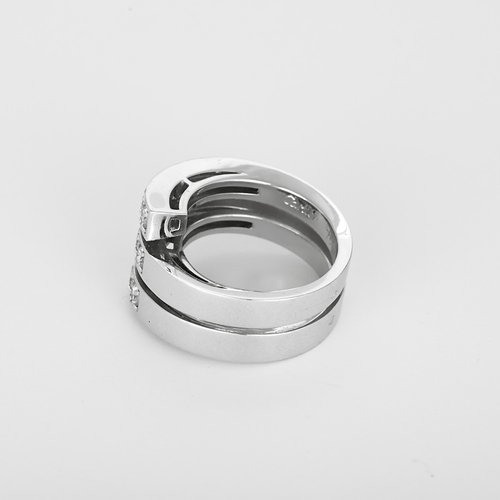 Cartier - Tectonique - Ring i hvidguld og diamanter