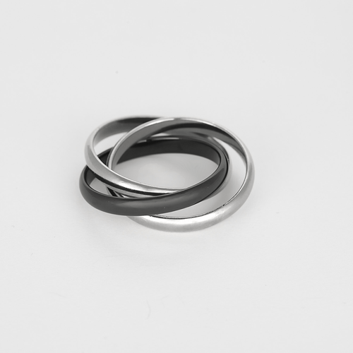 63 CARTIER - TRINITY - Bague en or blanc 18K céramique 58 Facettes DV32079-1