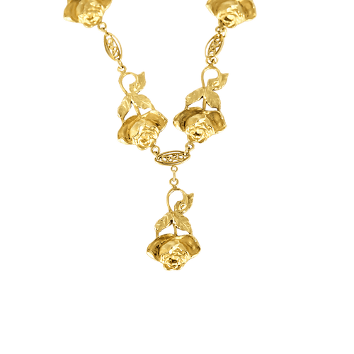 Halsband i gult guld med motiv av ciselerade rosor