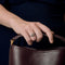 Volutenring aus Graugold und Diamanten
