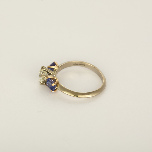 Anillo de oro blanco y rosa de 18k Diamante y tanzanita