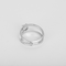 Anillo de oro gris de doble aro y diamante