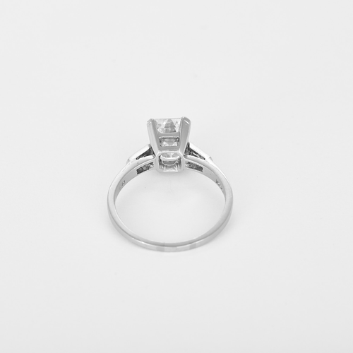 52.5 Bague en Or blanc 18k Diamants 58 Facettes DV26158-30