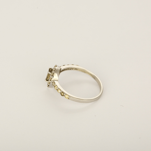 14k White Gold Diamond Ring