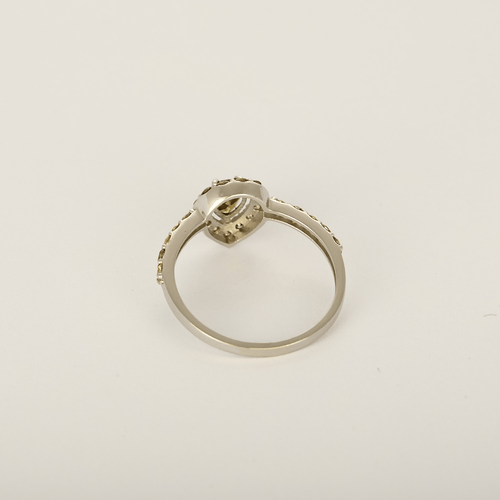 14k White Gold Diamond Ring