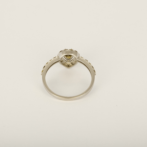14k White Gold Diamond Ring