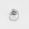 Ring aus 18k Weißgold Diamant und Saphir