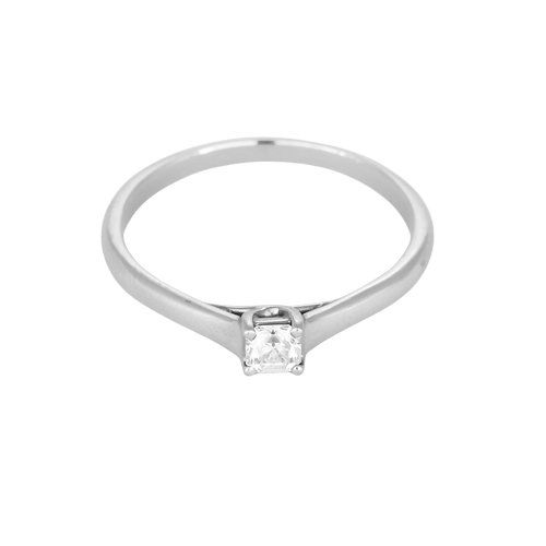Tiffany & Co - Pierścionek Pierścionek z jednym kamieniem z Platyna (950 tysięcznych)