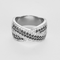 Ring aus Weißgold, Diamanten und schwarzen Diamanten