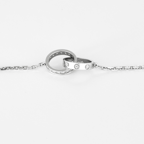 Cartier Colar Love em Ouro branco 18k Diamante