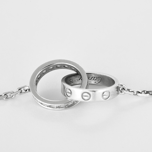Cartier Colar Love em Ouro branco 18k Diamante