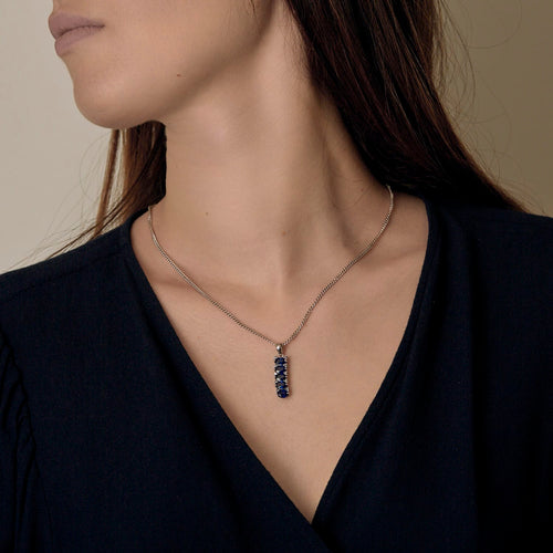 Pendentif en or blanc, diamants : 0,10 carat et saphirs : 1 carat 58 Facettes DV34030-11