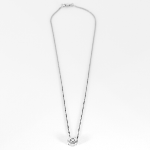 Colar em ouro branco e diamantes: cerca de 0,20 quilates