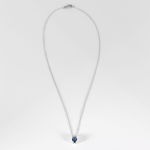 White gold necklace, diamonds and oval sapphire: 0.90 carat