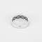 Anel jonc em ouro branco, diamantes baguete e diamantes brilhantes
