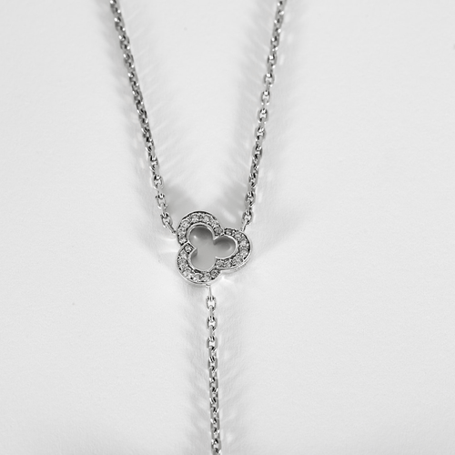 Chanel - Camélia - Halskæde i hvidguld, diamanter: 0,20 carat og onyx