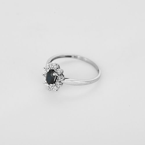 Ring Margerite aus Weißgold, Saphir: 0,45 Karat und Diamanten: 0,10 Karat
