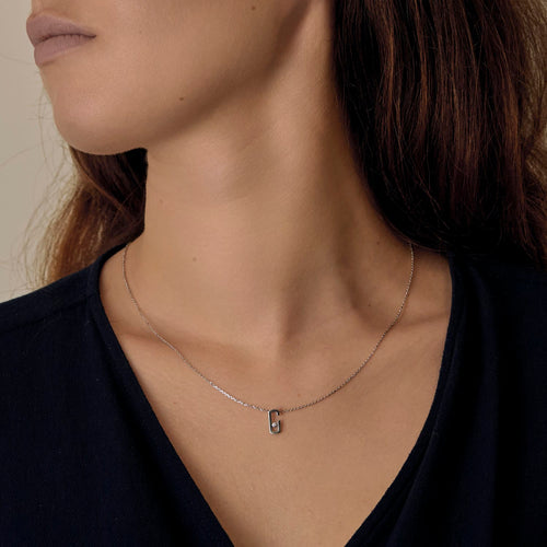 Messika - Gigi Hadid - Collier en or blanc et diamant : 0,05 carat 58 Facettes DV34559-1