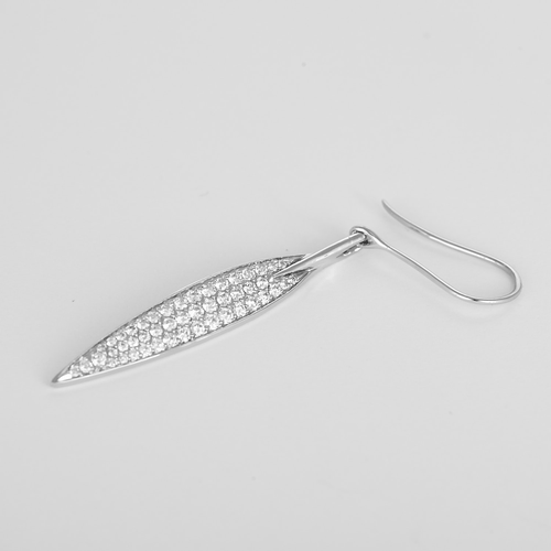 Pair of "Leaves" Earrings in white gold and diamonds