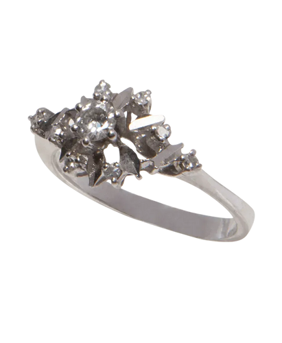 Bague 51 Alliance circa 1950 - Bague épaulée en or blanc 18k et diamants 58 Facettes BO210505/ALLIANCECIRCA1950