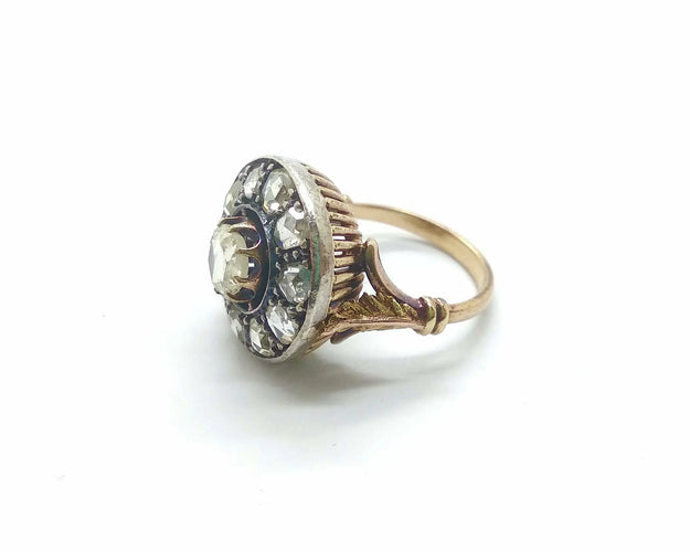 Bague Bague en or jaune avec diamants 58 Facettes 6569