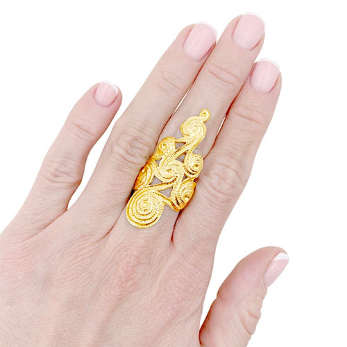 Bague 51 Bague « Volutes » en or jaune 18 carats 58 Facettes 35269