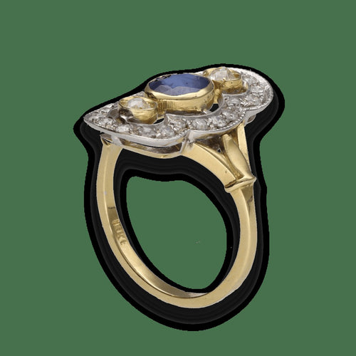 Bague 55 Bague en or jaune et gris 18 Cts avec saphirs et diamants vers 1970. Taille 55. 58 Facettes FB10280