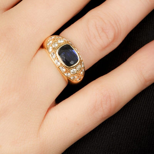Bague 50 Bague jonc dôme en or jaune 750 avec saphir coussin et diamants 58 Facettes OC-61100174