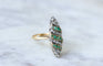 https://cdn.shopify.com/s/files/1/0075/4588/0666/products/bague-marquise-ancienne-emeraudes-et-diamants-sur-or-et-Stříbro-873446.jpg?v=1680362143