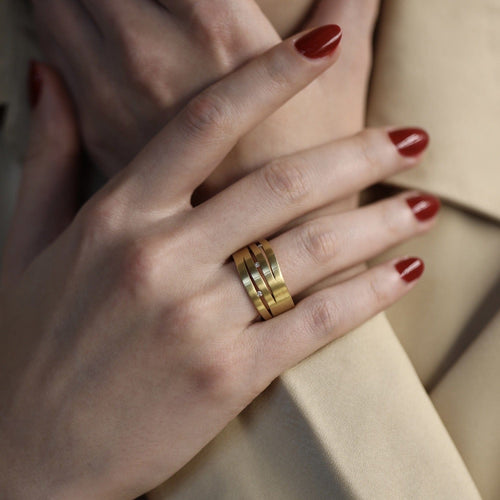 Bague 54,5 Niessing Fontana - Bague en or jaune 18k et 3 diamants 58 Facettes FB11219