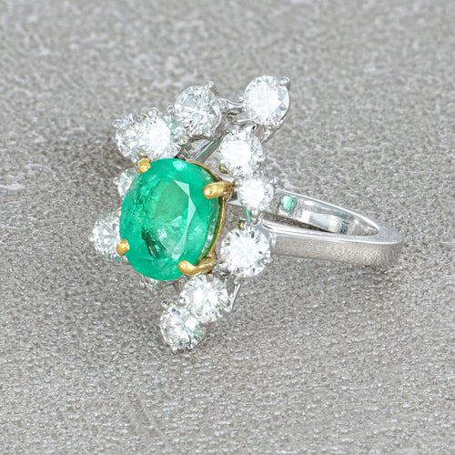 Bague 52 Bague en or gris 18 carats avec émeraude de Colombie et diamants 58 Facettes 61300065