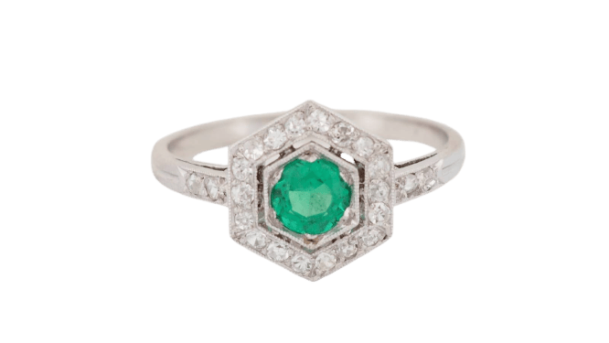 Bague 55.5 Bague hexagonale Art déco en platine 900, émeraude et diamants 58 Facettes 33046