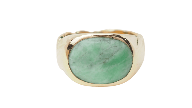 Bague 50 Bague chevalière en or jaune 18 kt avec cabochon de jade 58 Facettes 31221