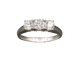 Bague 56 Bague trilogie en or blanc et diamants 58 Facettes A10878