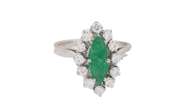 Bague 53 Bague marquise en or blanc 18 ct, émeraude et diamants 58 Facettes 33052