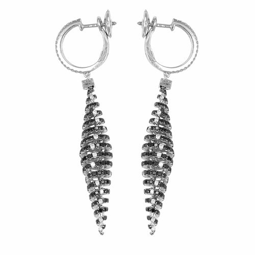 Boucles d'oreilles Giorgio Visconti - Boucles d’oreilles en or gris avec diamants blancs et noirs 58 Facettes 66300074
